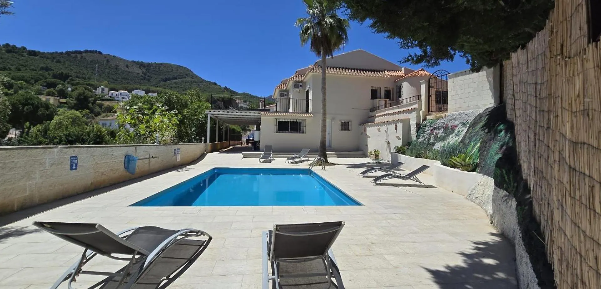 Villa 500 Al Sol - With Pool contacts